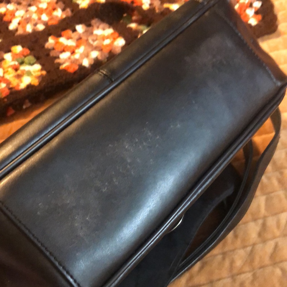 Black Conceal Carry Satchel with Texture and Turnlock Closure - Picture 2 of 6